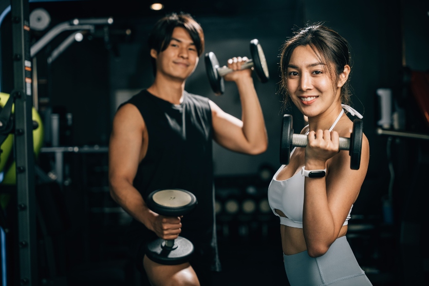 Perbedaan Antara Cardio Dan Angkat Beban