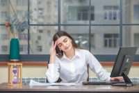 Pentingnya Menjaga Kesehatan Mental di Tempat Kerja, Ini 10 Tipsnya ...