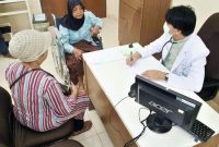 Bagaimana Cara Melakukan Konsultasi Dokter Melalui Telepon